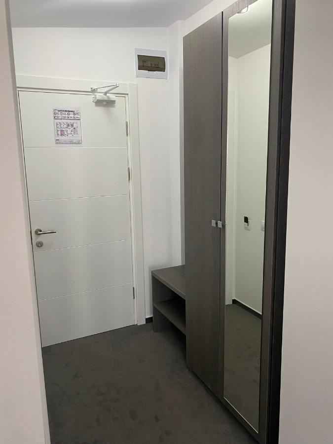 Hotel Maya Хорезу Екстериор снимка