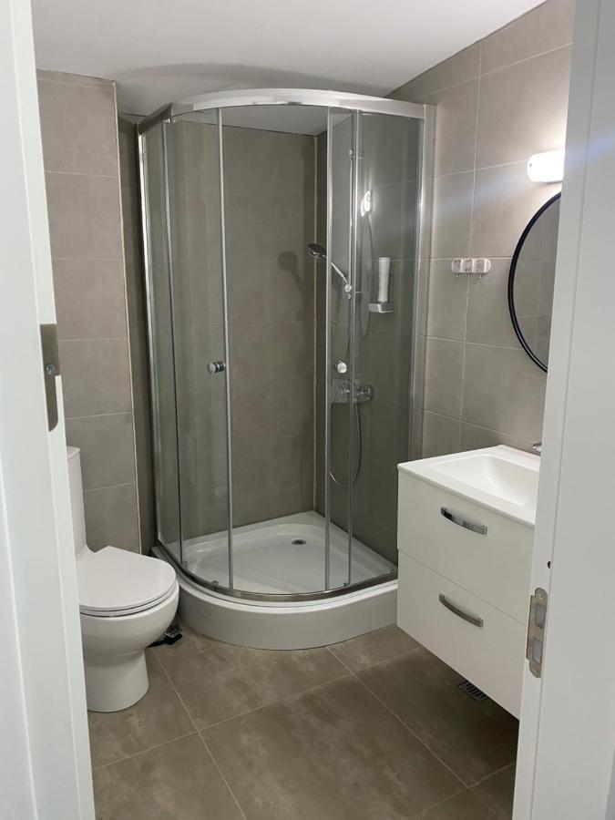 Hotel Maya Хорезу Екстериор снимка