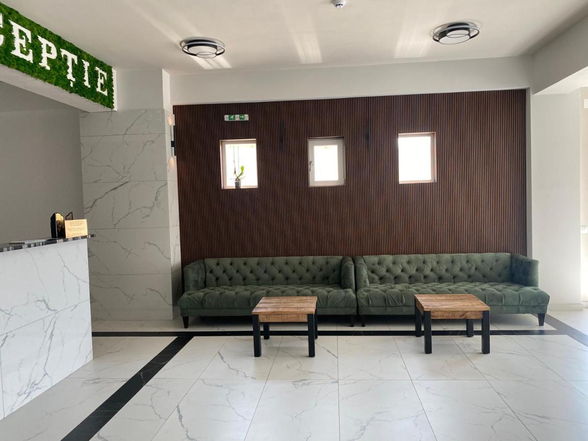 Hotel Maya Хорезу Екстериор снимка